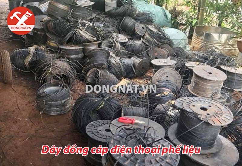 day-dong-cap-dien-thoai-phe-lieu