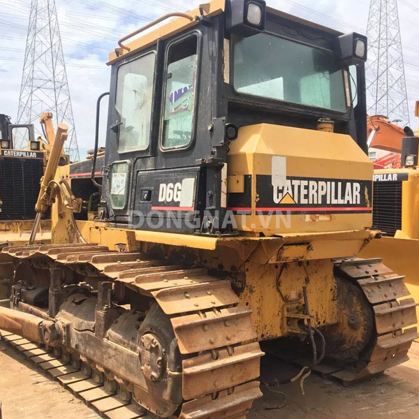 mua-ban-may-ui-caterpillar-cu